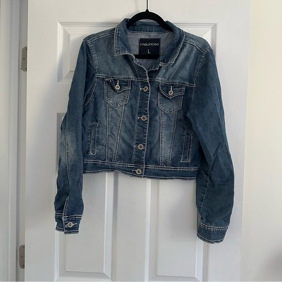 Size L Maurice’s Cropped Medium Wash Denim Jacket - Picture 1 of 3